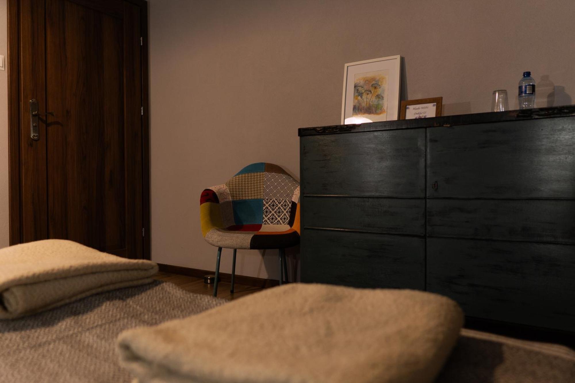 Chodzież Uroczysko Olesnica Bed & Breakfast エクステリア 写真