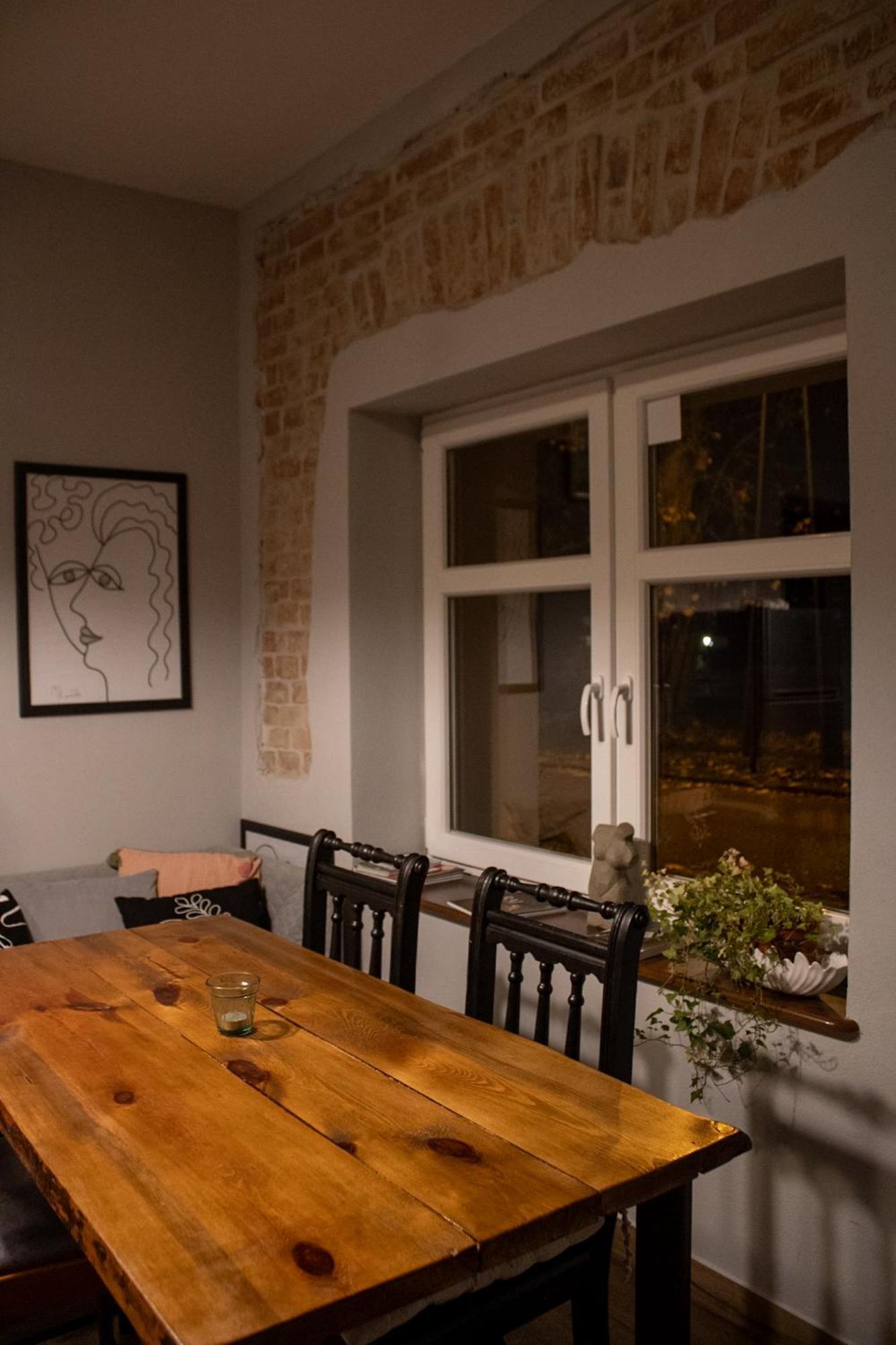 Chodzież Uroczysko Olesnica Bed & Breakfast エクステリア 写真